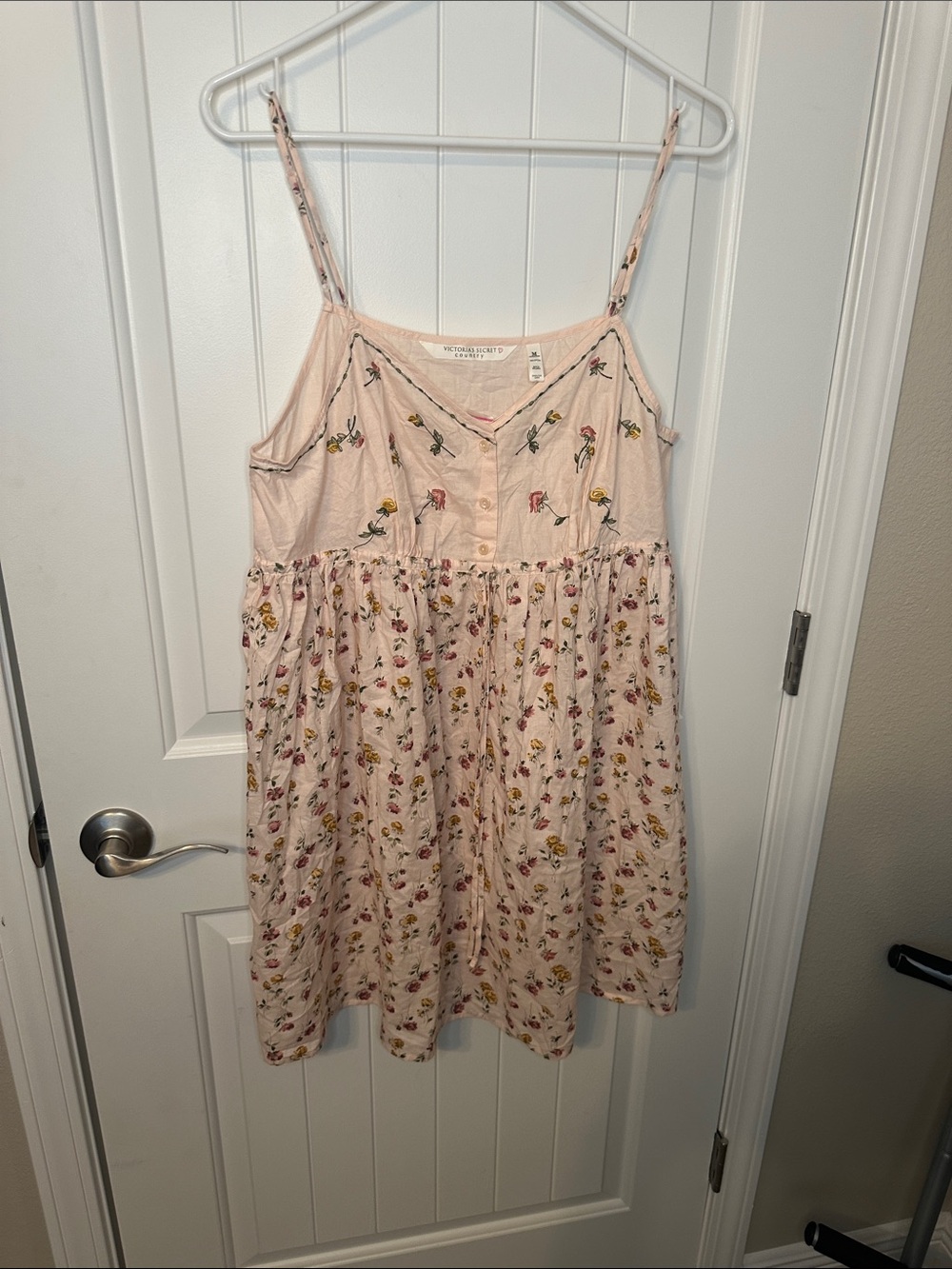 Vintage Victoria's Secret Country embroidered Blush Pink Floral Dress nightgown